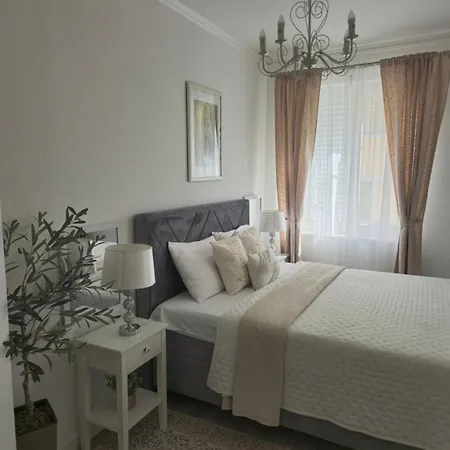 Pensjonat Zana 4*